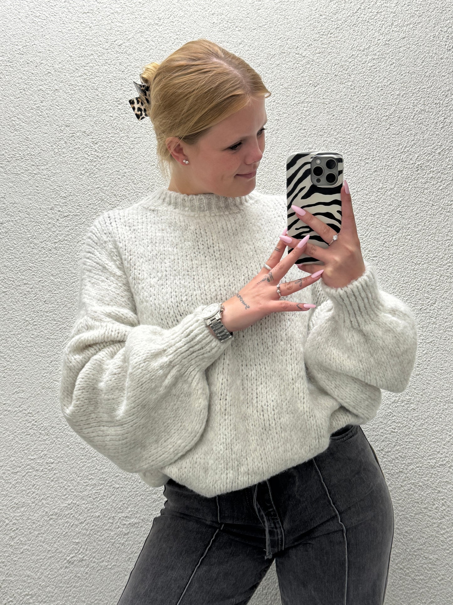 Knitted Sweater Wit