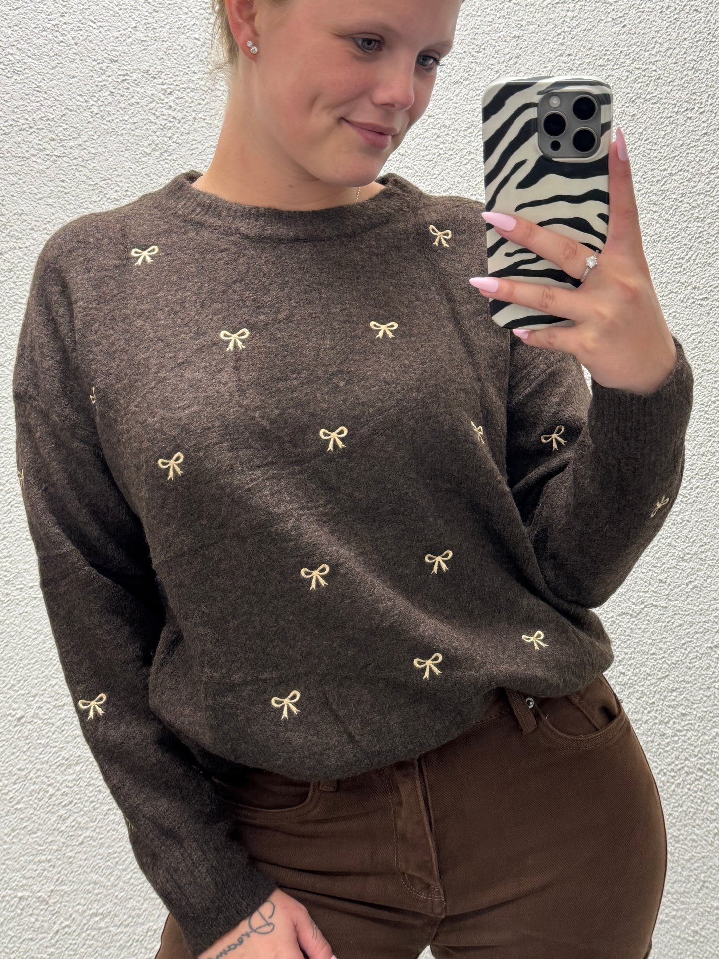Bow Knitted Sweater Bruin