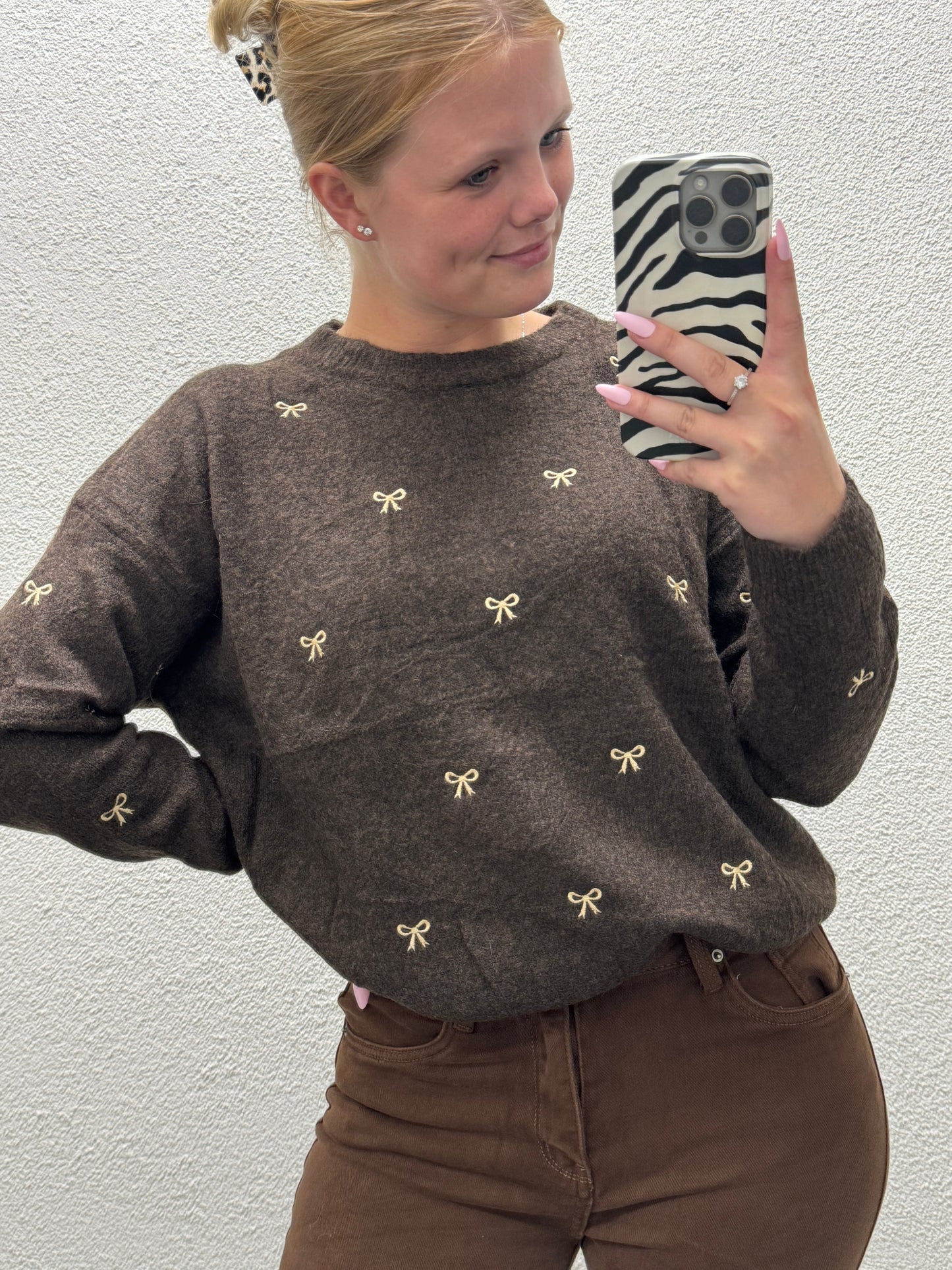 Bow Knitted Sweater Bruin