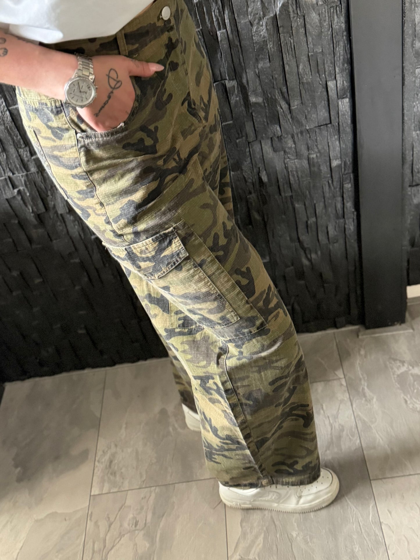 Camo Balloon Jeans