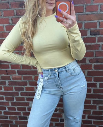 Basic Longsleeve ButterYellow