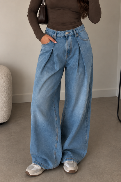 Tara Jeans