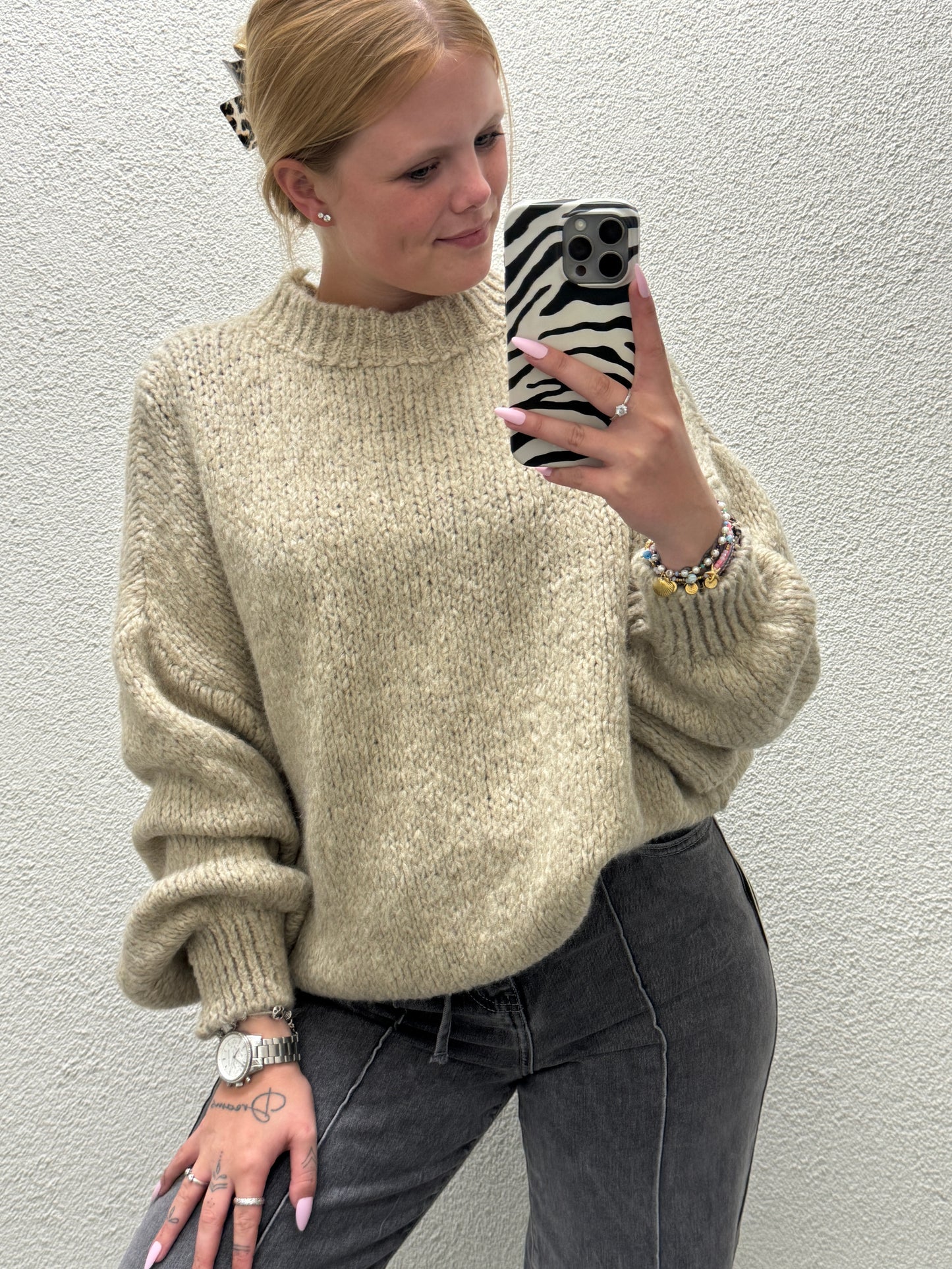 Knitted Sweater Beige
